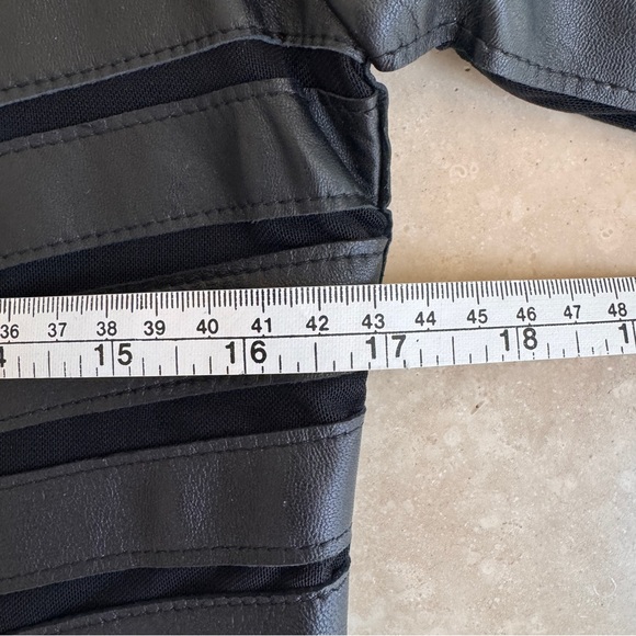 Overland Black Short Lamb Leather and Mesh Stripe Full Zip Jacket Womens Size XS - Picture 11 of 16